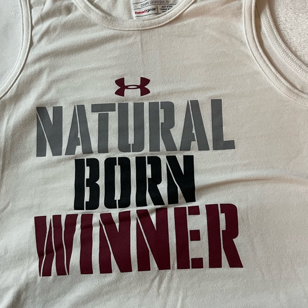 Under armour shirt size medium